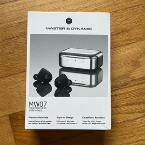 NWB - Master & Dynamic MW07 True Wireless Earphones